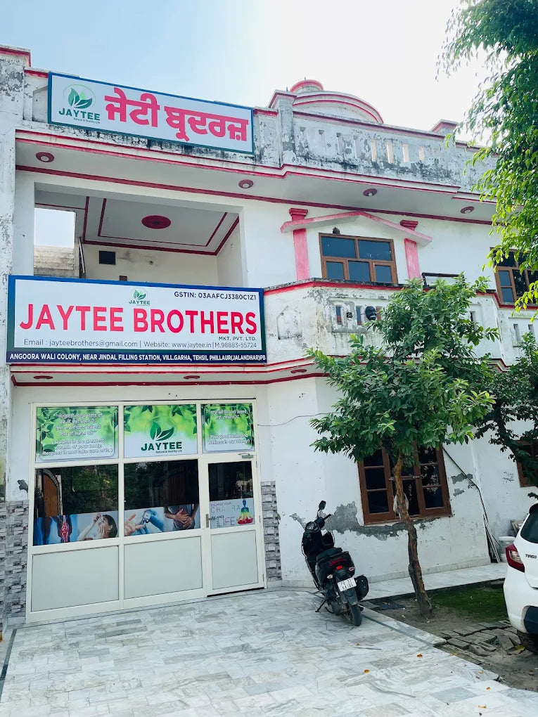 Exterior of the Jaytee clinic in Phillaur